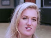 Britt Dekker