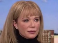 Lauren Holly
