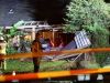 Auto vliegt huis binnen in Enter, bestuurder aangehouden