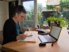 Mantelzorgers hebben handen vol aan papierwerk en afgaan loketten: 'Deze regelkolder moet stoppen'