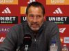 John van 't Schip over spitsen: 'Mikautadze en Akpom kunnen beiden geweldig afwerken'