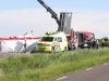 Auto te water in Sint Annaparochie, twee ernstig gewonden