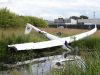 Zweefvliegtuig stort neer bij vliegveld Hoogeveen, piloot gewond