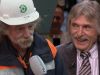 Johan moet lachen om hrlijke beelden van look-a-like: 'Dit is nep!'