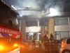 Uitslaande brand na explosie in Papendrecht, drie woningen onbewoonbaar