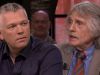 Johan Derksen waarschuwt Wouter de Winther: 'Niet zo'n toontje tegen onze presentator, h!'