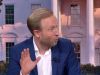 Vredesduif Trump spreidt zijn vleugels en vliegt naar Oekraïne