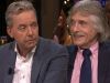 Johan Derksen confronteert Valentijn Driessen met Ajax-column: 'Je zeikt Grim he-el-maal af!'�?�
