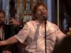 Charl Zingt Shaffy opent De Oranjewinter met 'Zing, vecht, huil, bid, lach, werk en bewonder'