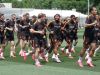 In beeld: Oranje werkt laatste training af voor oefeninterland tegen Oezbekistan