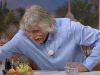 Johan Derksen heeft in laatste uitzending vanaf Cura�ao cadeau voor Ren� van der Gijp: 'Mooi man!'