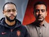 Moet Xavi bellen met Memphis Depay? 'Hij moet hem afbellen!'