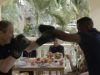 Geert-Jan Knoops daagt Remy Bonjasky uit in nieuwste aflevering van Mi Dushi: 'FIGHT!'