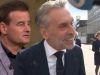 Wilfred Genee ziet Merel Ek met microfoon Dick Schoof te lijf gaan: 'Wat is dit?!'