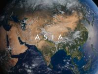 Asia - Boven de wolken