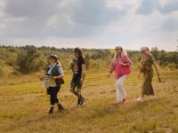 Gooische Vrouwen - De paden op, de lanen in